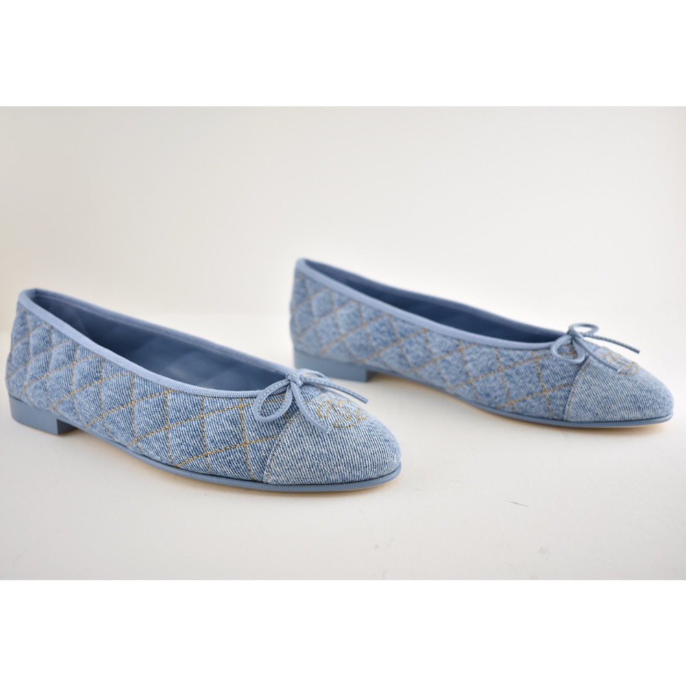 Chanel 26B Light Blue Denim Quilted CC Logo Bow Tie Ballet Ballerina Flat 38 - Picture 3 of 16